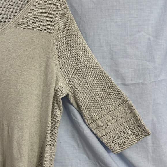Torrid Light Gray Pointelle Stitch Babydoll Lightweight Summer Sweater in 2 (2X) - Picture 13 of 16